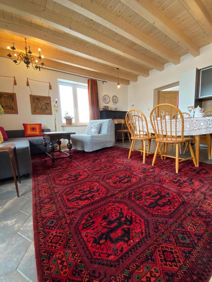 Apartment 401 Mury *