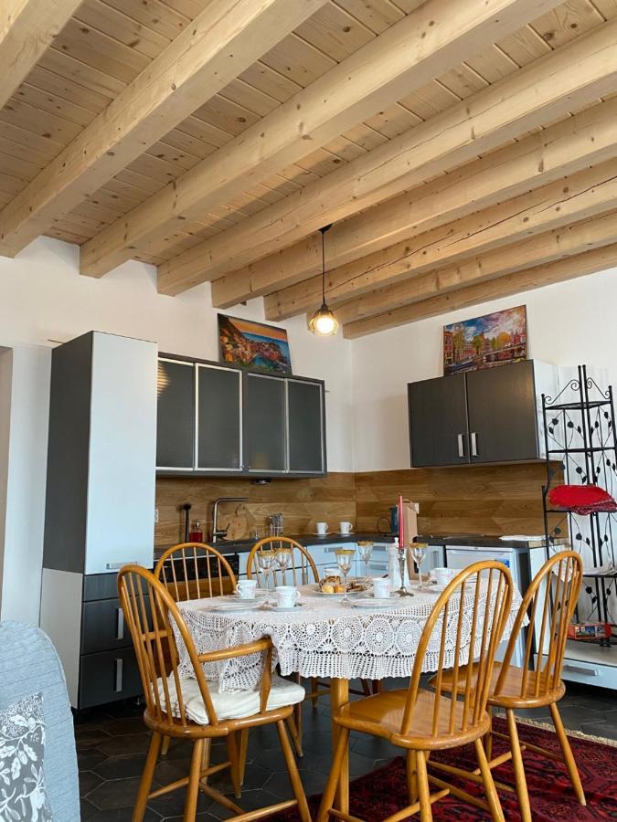 Apartment 401 Mury *