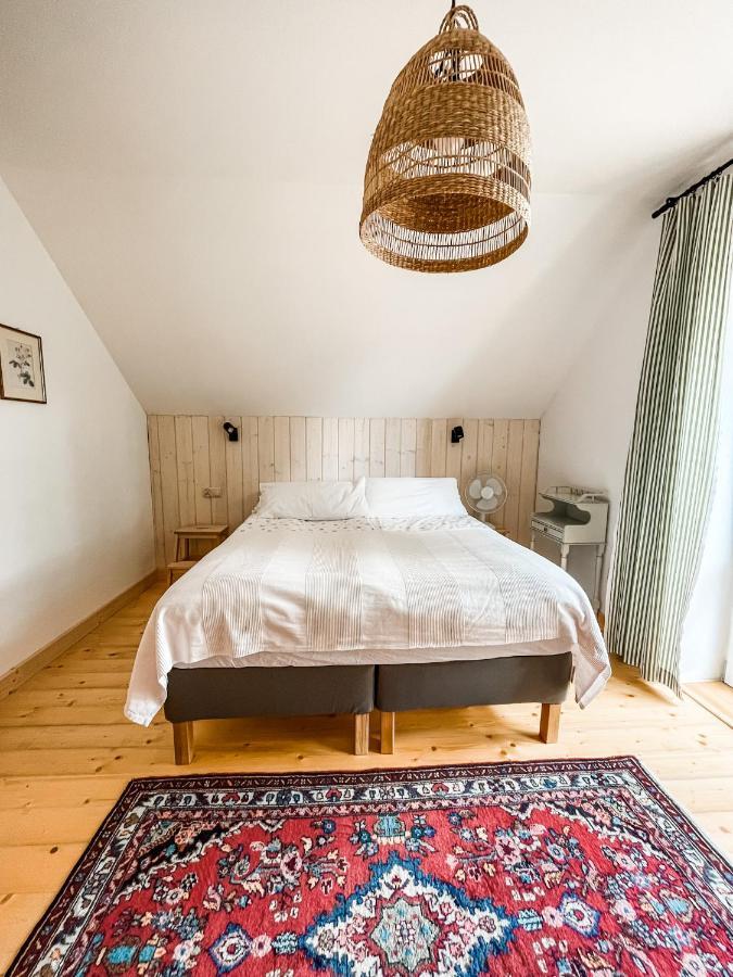 Apartment 401 Mury *