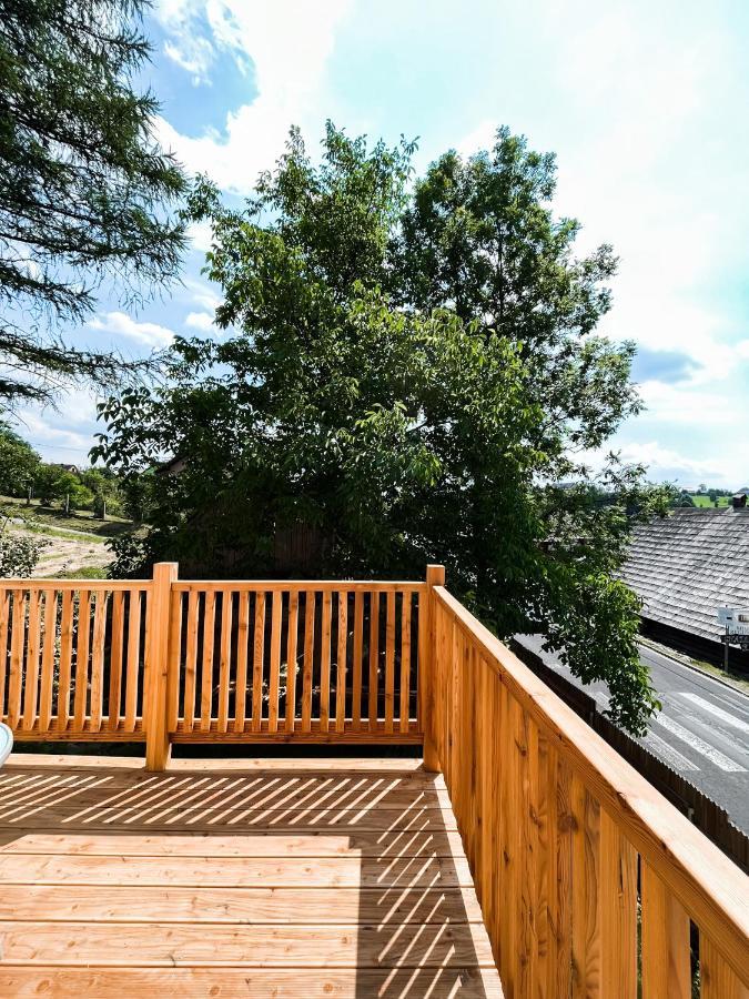 401 Mury Apartment *
